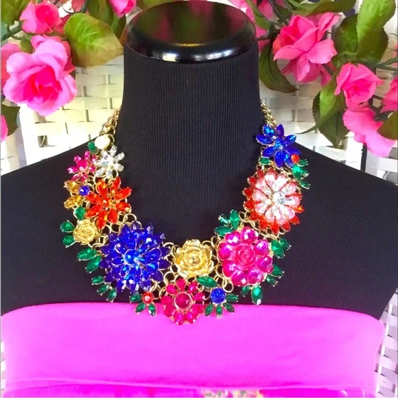 💖See New Listing💖 Rhinestone Floral Blue Pink Red Chunky Bib Statement Necklac - Picture 4 of 8